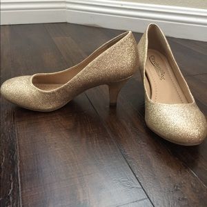 Cityclassified Gold glitter heels